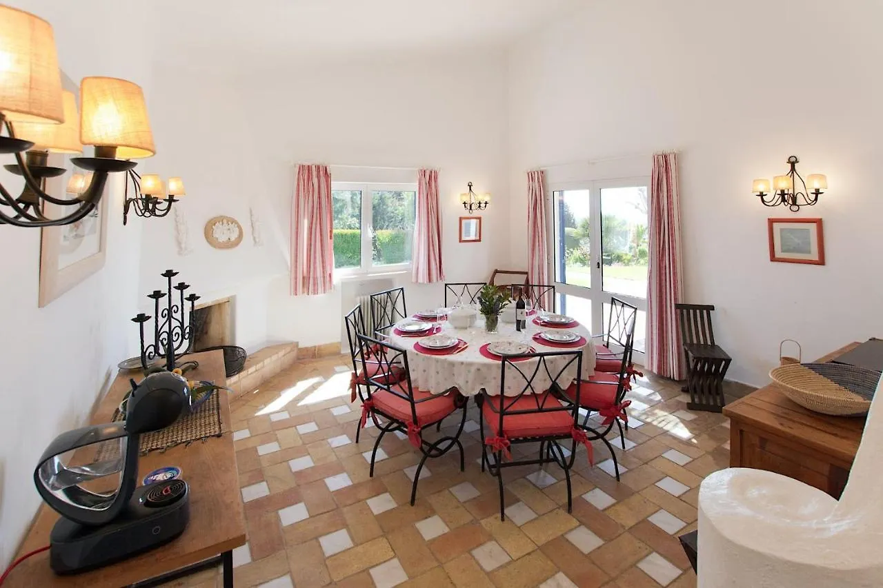 Villa Alfarrobeira Lagos
