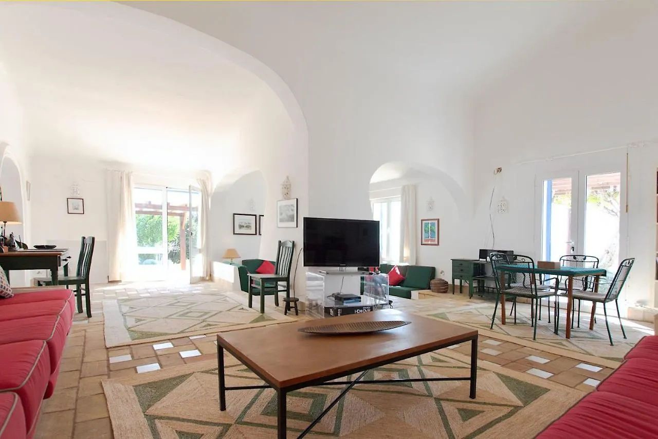 Villa Alfarrobeira Lagos